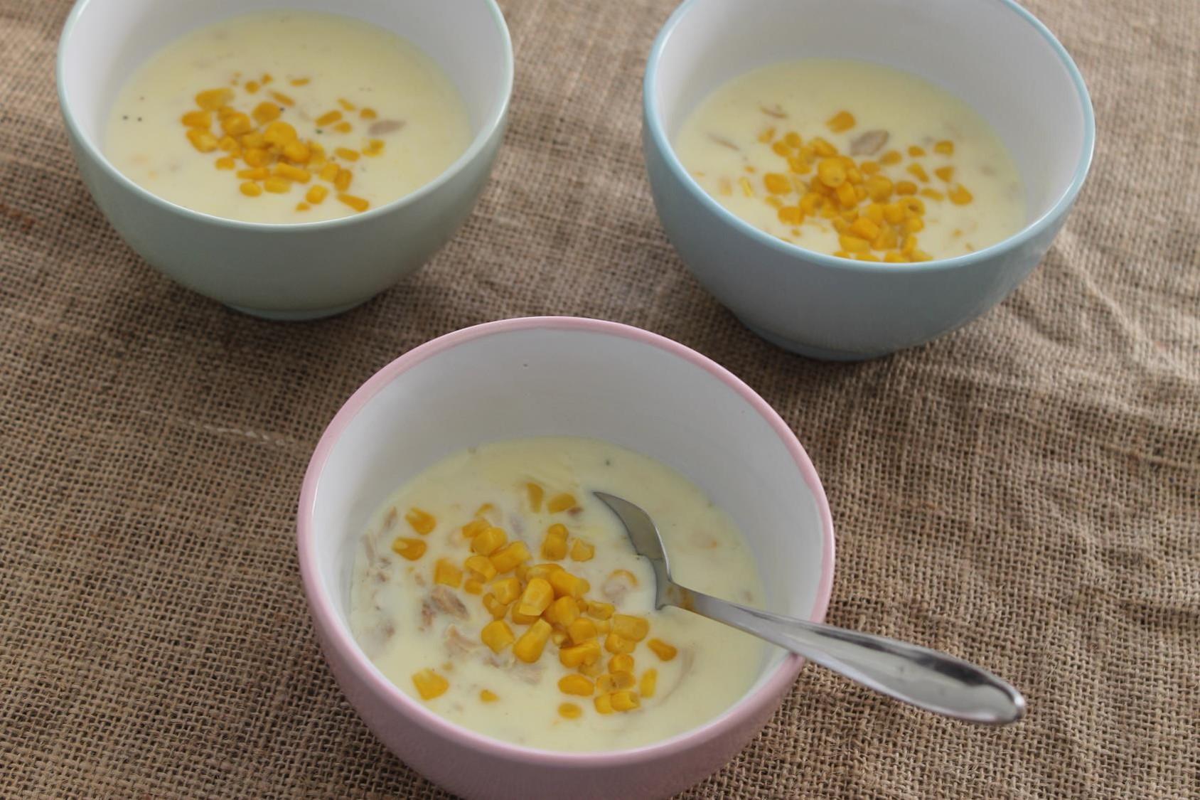 creamy chicken and corn soup”