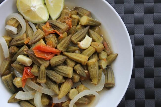 Light One-Pot Okra