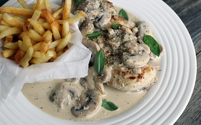 Easy Creamy Mushroom Chicken